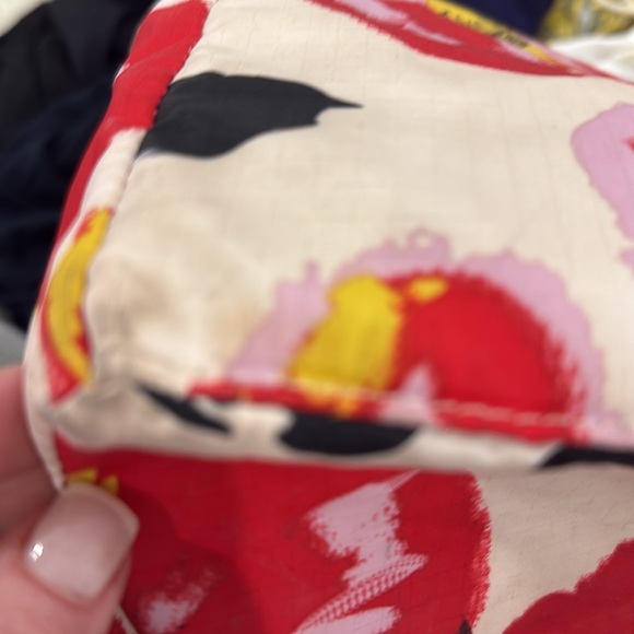 Red and Black Floral Tote with Sturdy Handles - Picture 9 of 12